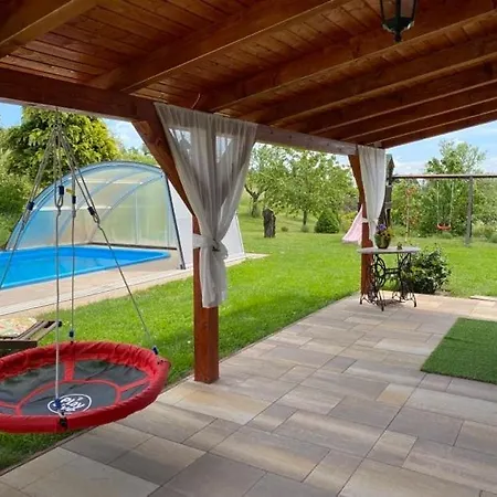 Guest house Kutvoelgy Vendeghaz