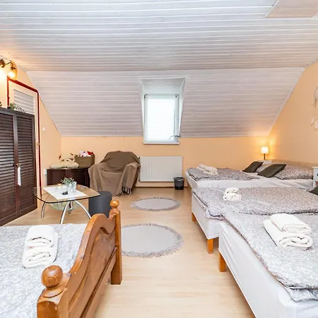 Guest house Kutvoelgy Vendeghaz *